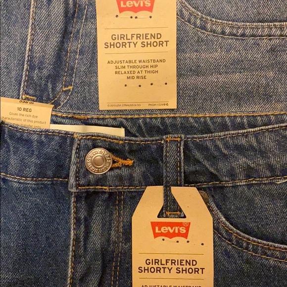 2 Levi’s Shorts - Picture 5 of 6